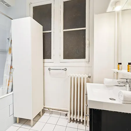 Veeve - Parisian Poise Apartmán